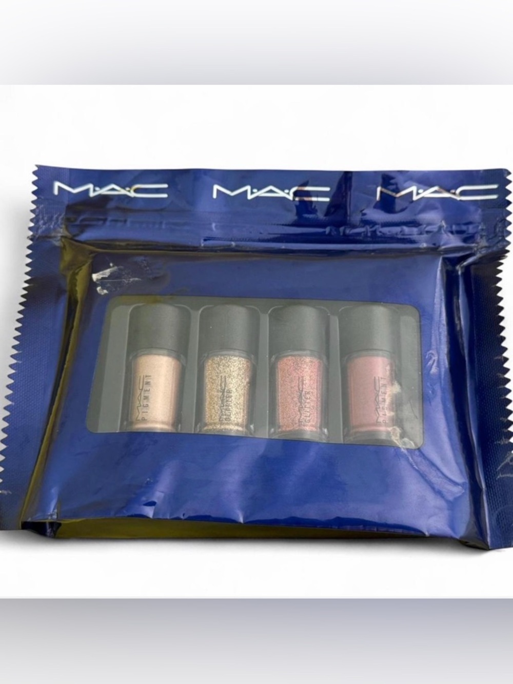Limited Mini Glitter & Pigments by MAC ✨